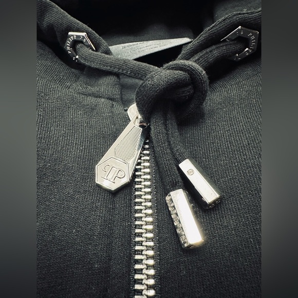 👨🏻‍💼 Philipp Plein 💀 Men’s Black Hoodie - Picture 9 of 11